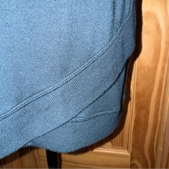 Athleta Beyond Soft Criss Cross Hem Cap Sleeve Dress Women’s Size Small - Picture 7 of 12